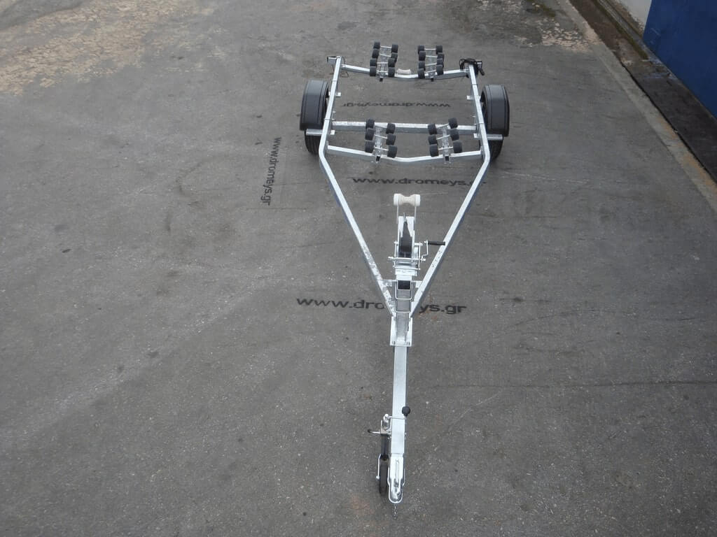 ΤΡΕΙΛΕΡ 550
