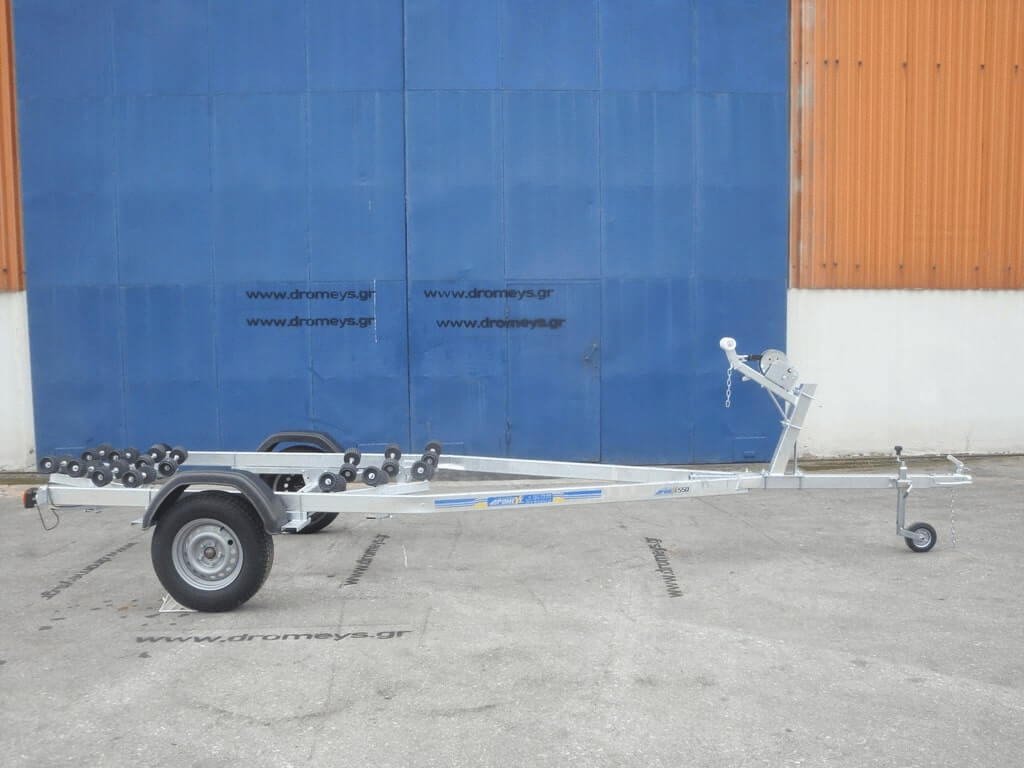 ΤΡΕΙΛΕΡ 550