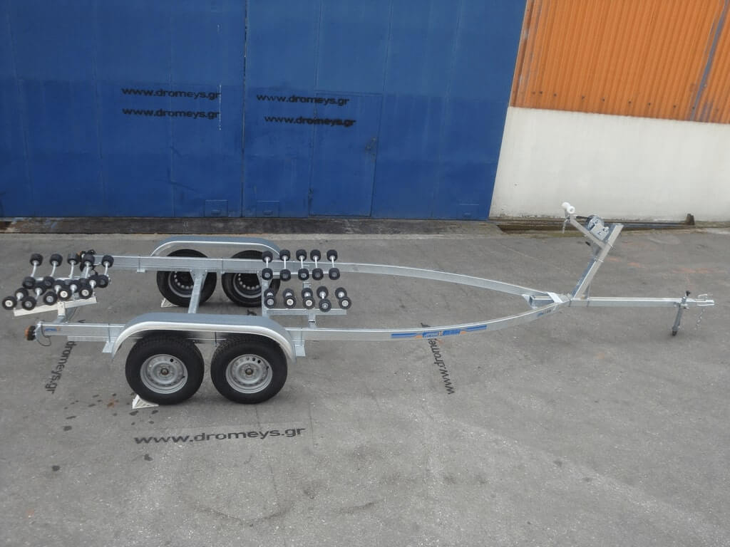 ΤΡΕΙΛΕΡ 670