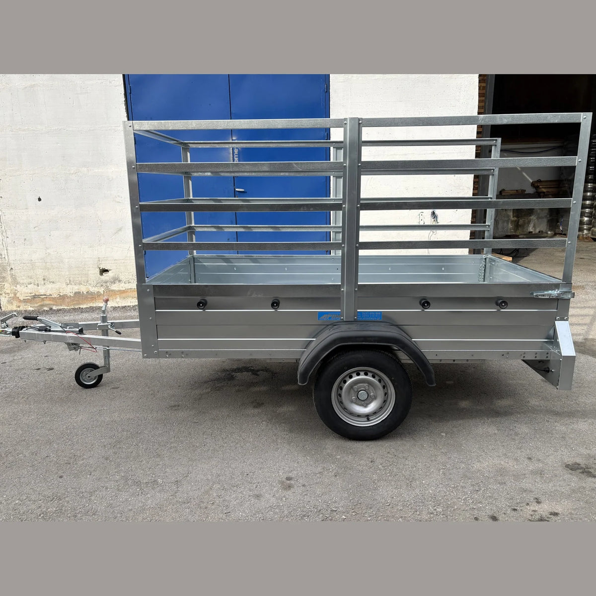 ΜΠΑΓΚΑΖΙΕΡΑ ΔΡΟΜΕΥΣ 2,00X1,33 ΜΕ ΦΡΕΝΟ — φωτογραφία 4 από 5 | Τρέιλερ εμπορευμάτων & μελισσοκομικά