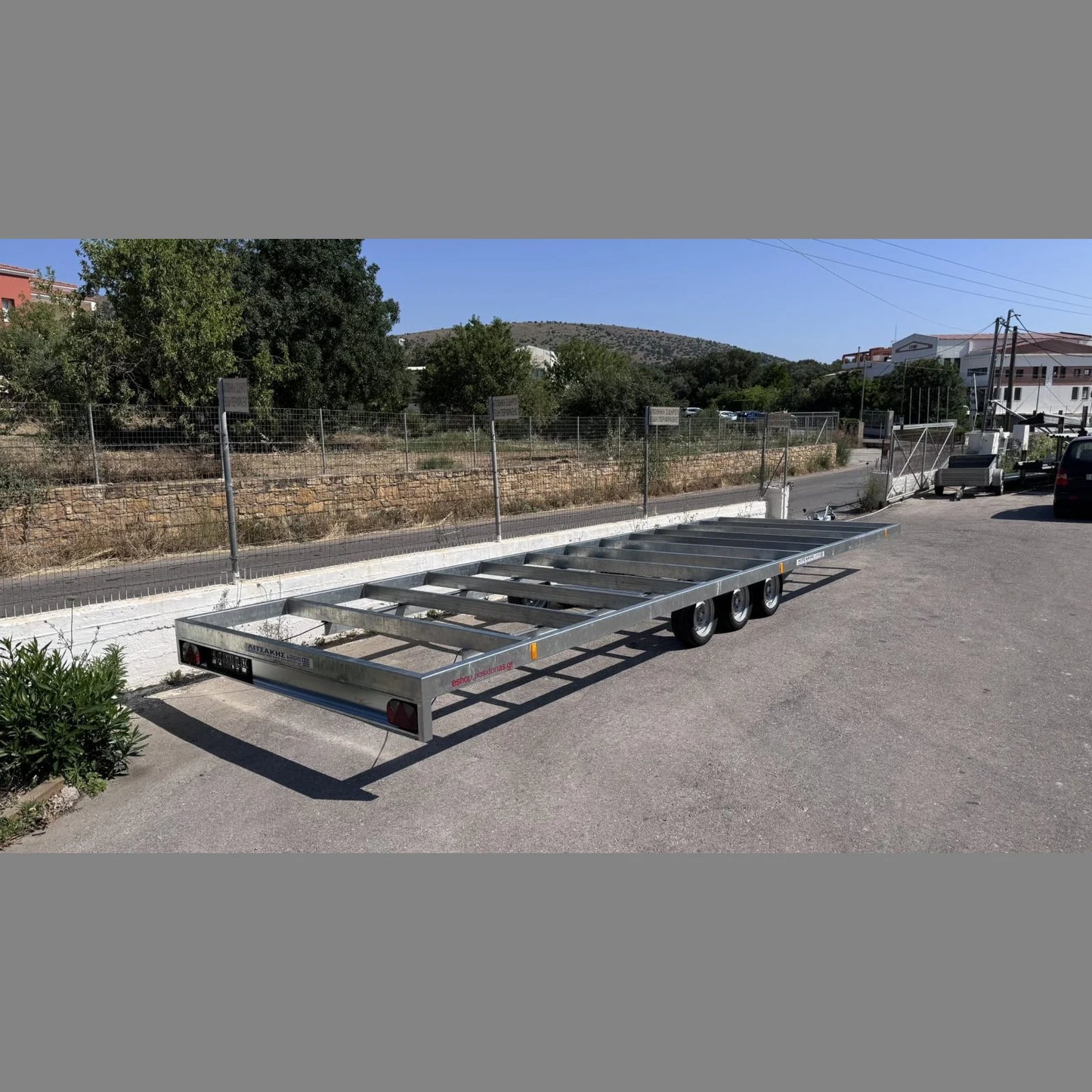 Επίπεδη πλατφόρμα Α8025Β — φωτογραφία 2 από 3 | Τρέιλερ οχημάτων & πλατφόρμες
