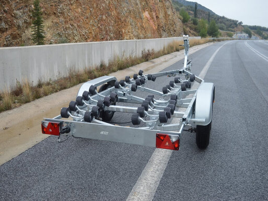 ΤΡΕΙΛΕΡ 670ΦΡΕΝΟ