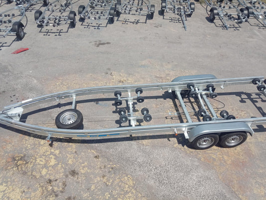 ΤΡΕΙΛΕΡ 900 ΦΡΕΝΟ 4 ΚΡΕΜΑΣΤΑ